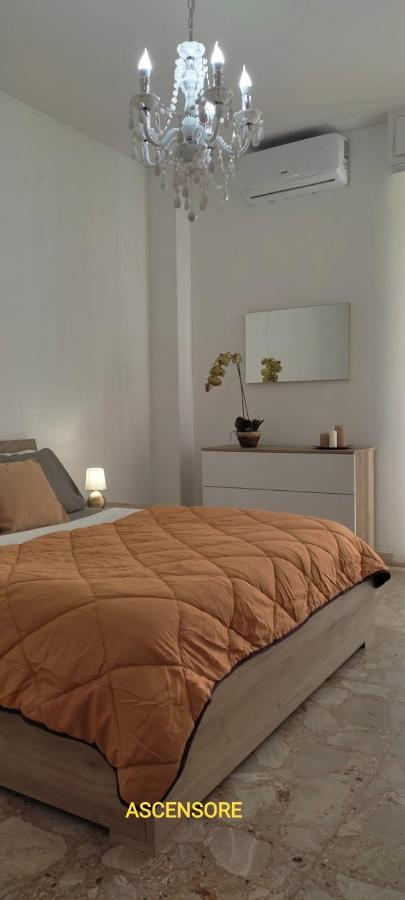 Appartamento Delizioso Con Terrazzo In Centro-Delicious Apartment With Terrace Sanremo Luaran gambar